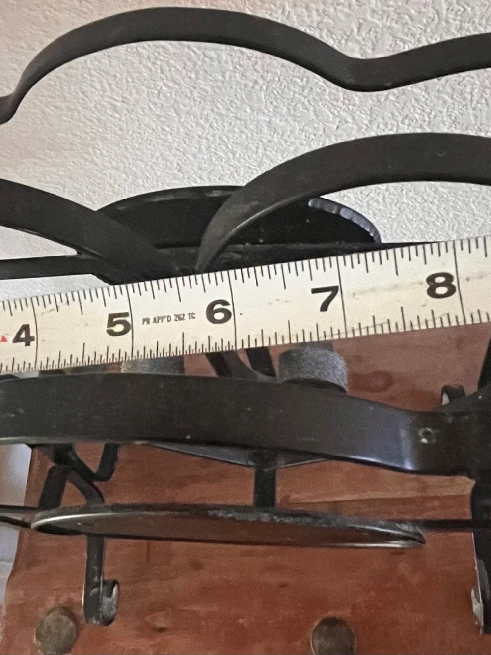 1940s Black Wrought Iron Heart Magazine Stand - Home